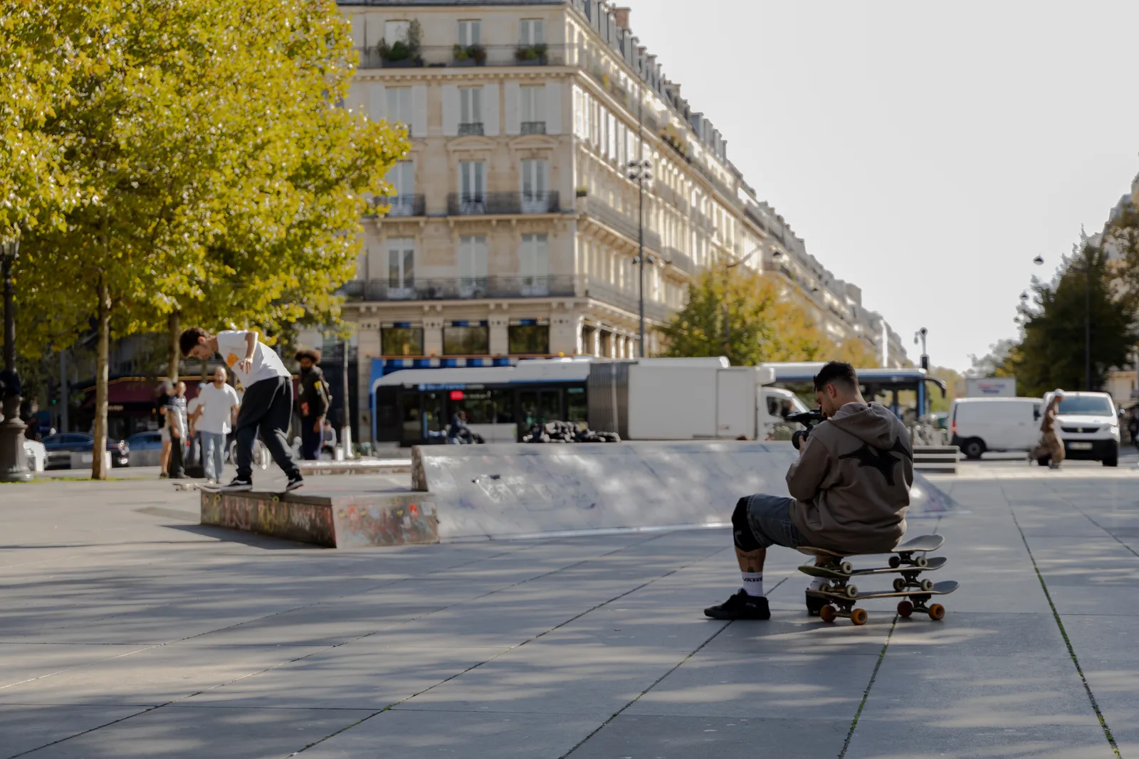 Arthur filming a skate session in Paris