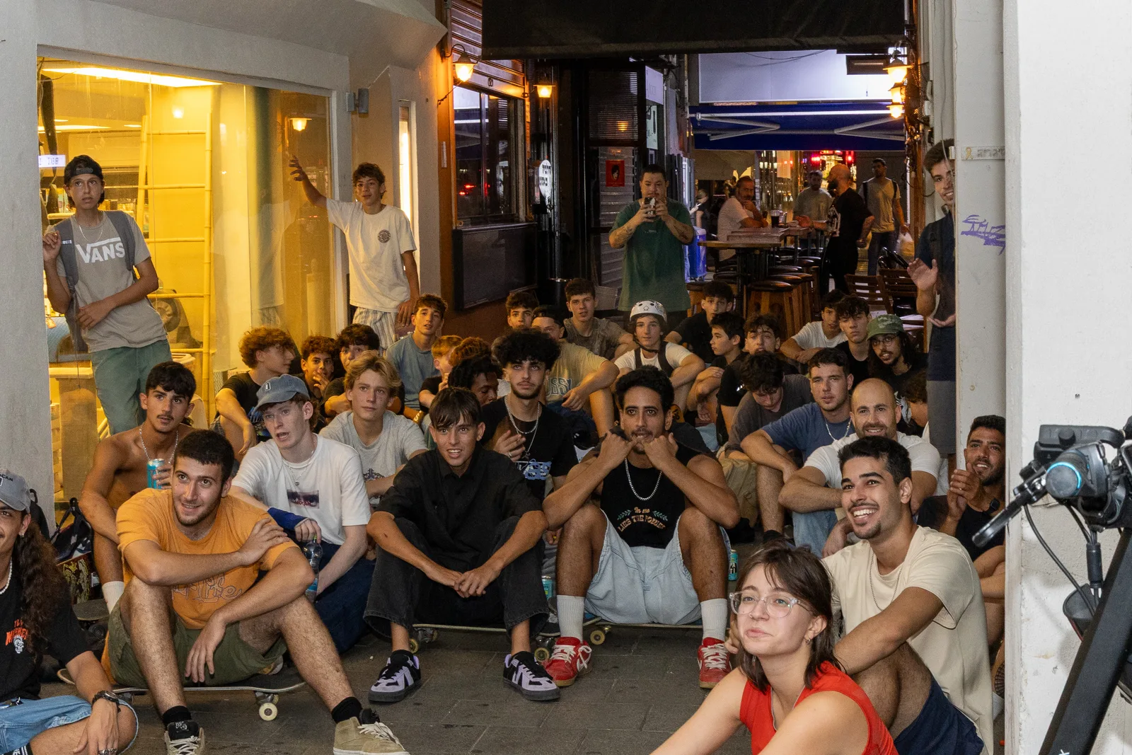 The crowd gathered for the premiere at Gilis